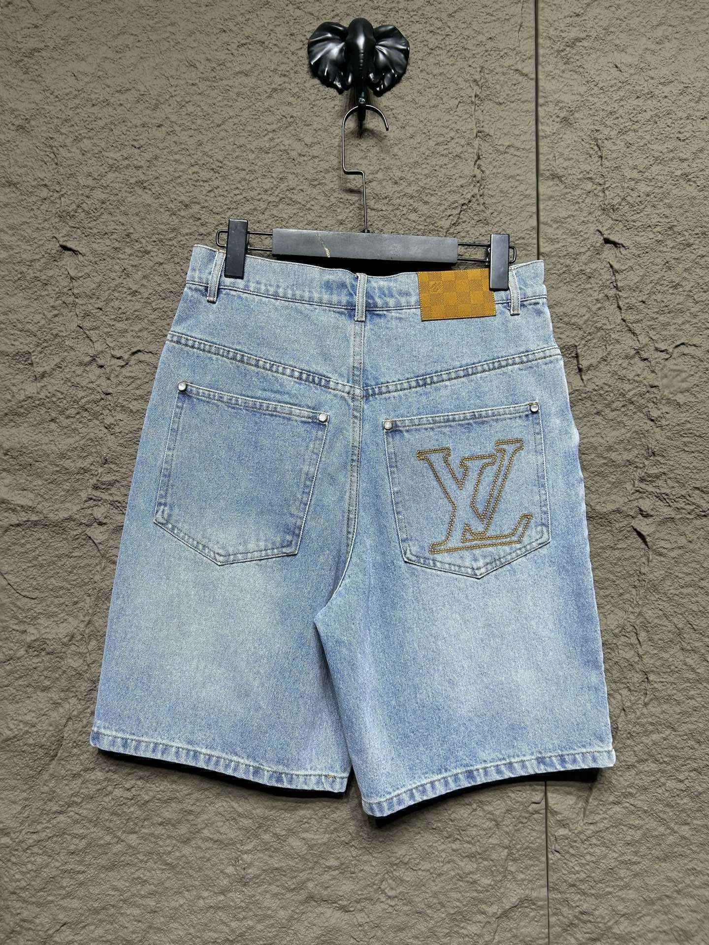 wg.luxury- 8V item:E-F237C1818